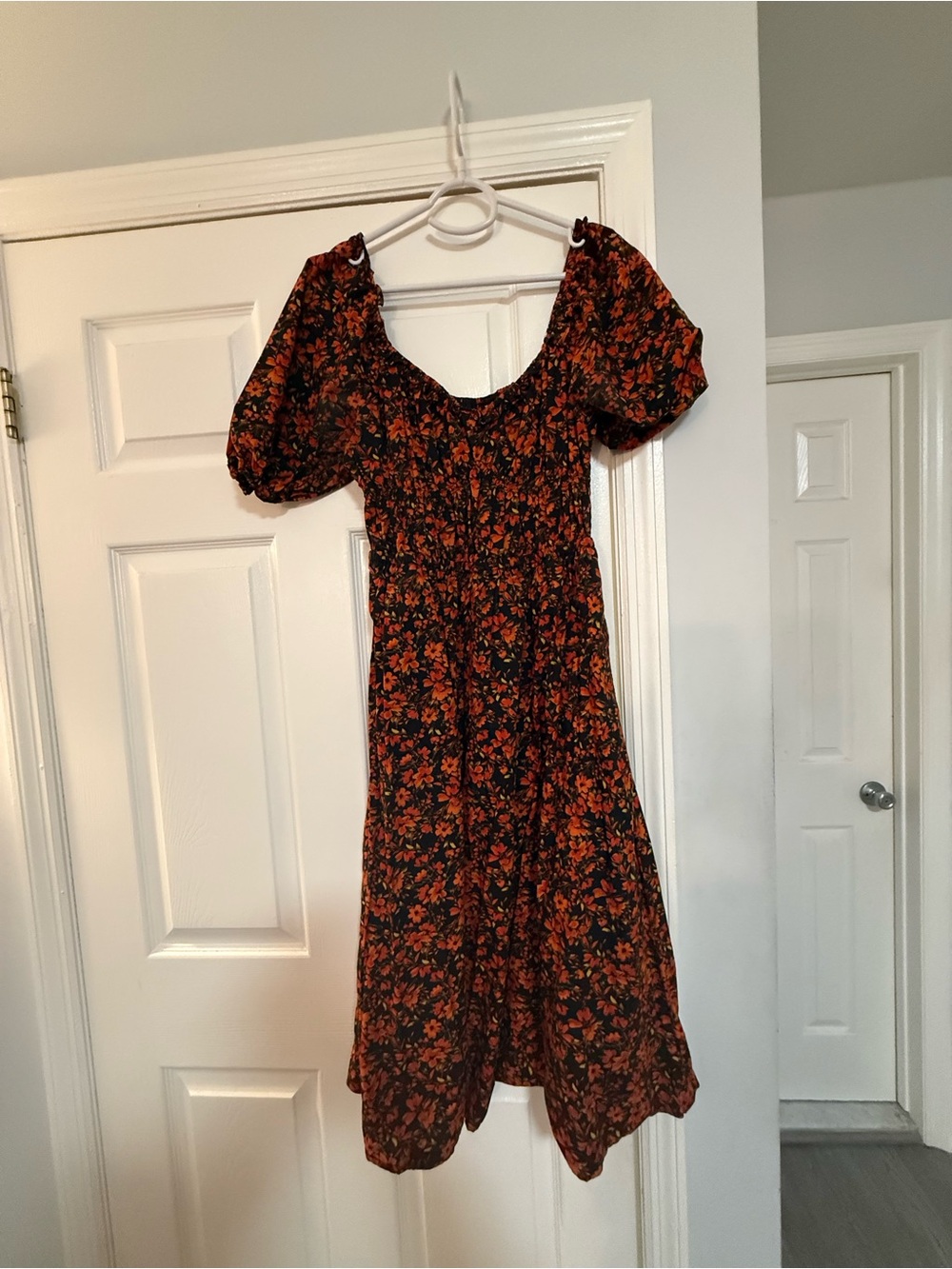 GAP Black & Orange Floral Puff-Sleeve Maxi Dress